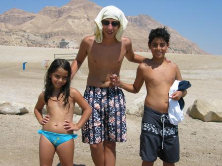 les 3 foux a la mer morte